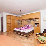 Quiet Flat With Terrace And Garden Έσσεν