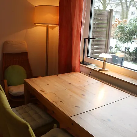 דירה Quiet Flat With Terrace And Garden אסן