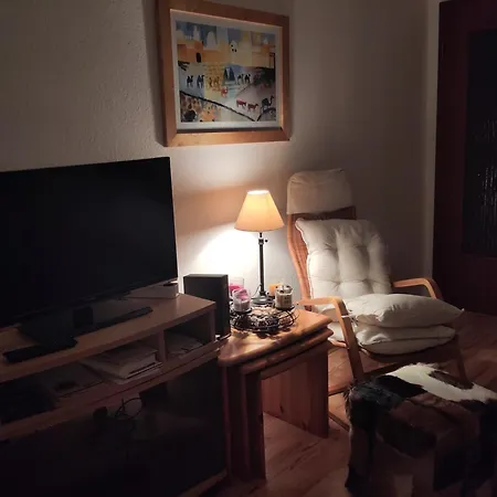 Διαμέρισμα Quiet Flat With Terrace And Garden *