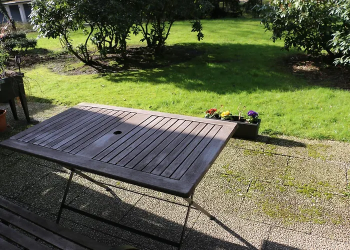 Quiet Flat With Terrace And Garden 埃森