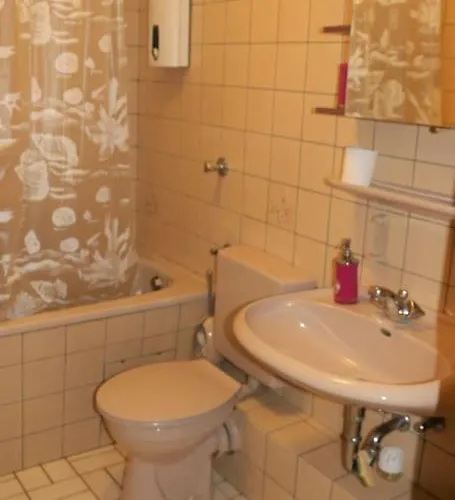 Quiet Flat With Terrace And Garden Διαμέρισμα