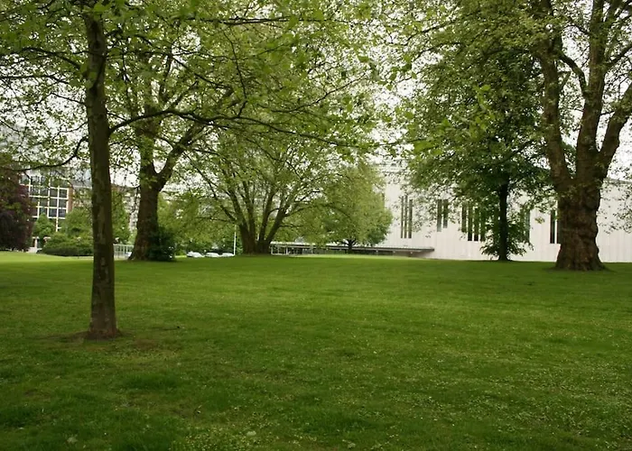 Quiet Flat With Terrace And Garden Έσσεν