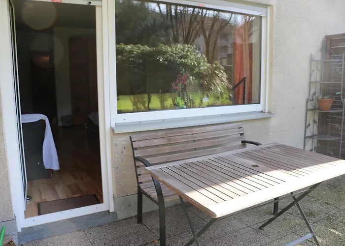 Quiet Flat With Terrace And Garden 埃森