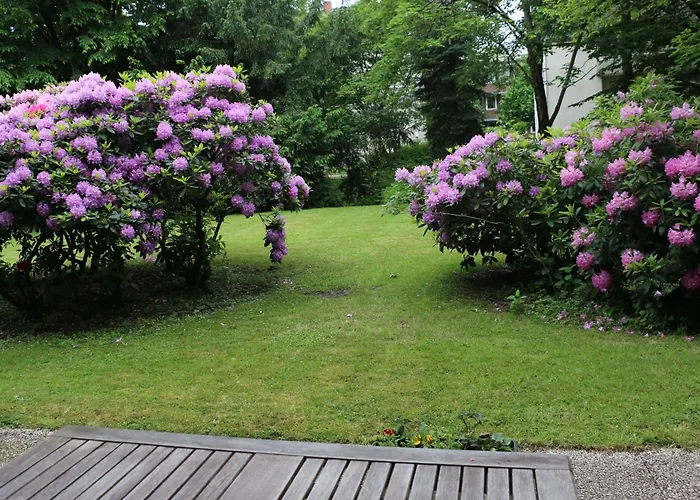 Apartment Quiet Flat With Terrace And Garden